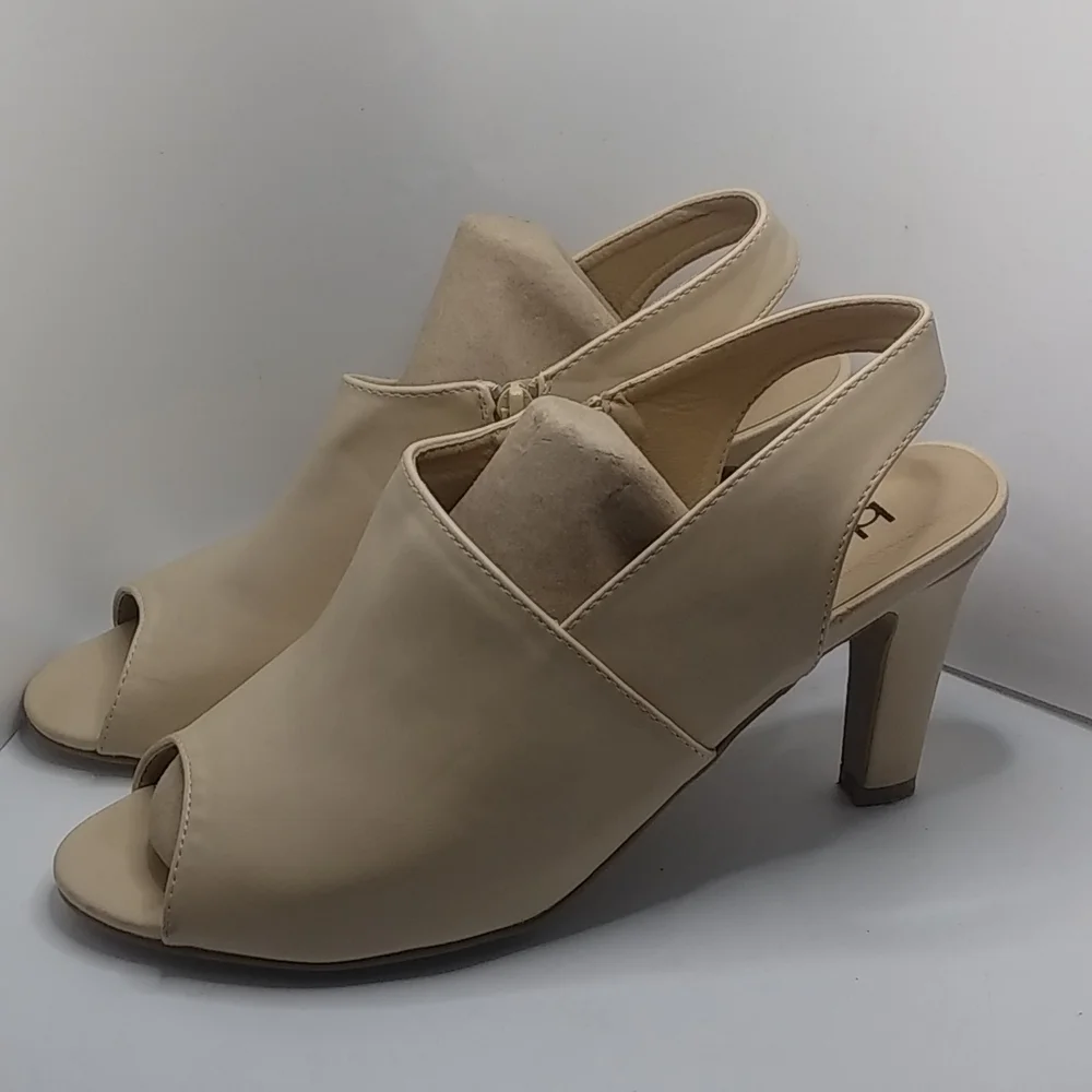 BOSTON DESIGN STUDIO - Picture 3 of 11